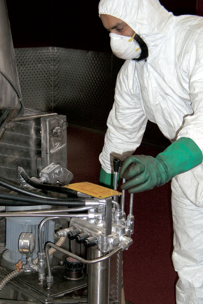 produzione-chimica-pelli-dermochimica-srl-agrate8